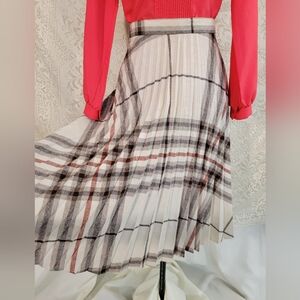 Vintage Pleated Plaid Midi Skirt, S